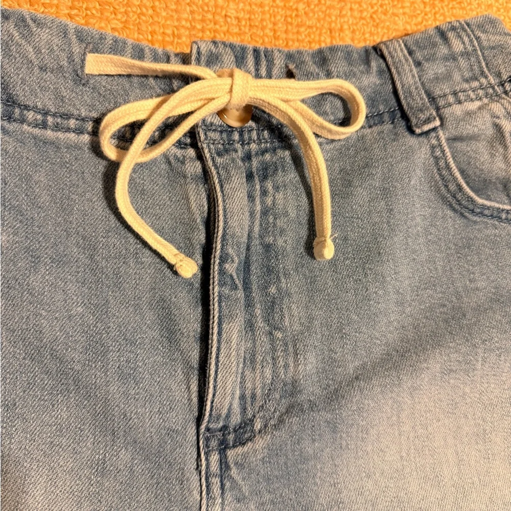 Sanctuary Idyll Light Blue Denim Drawstring Shorts size Medium